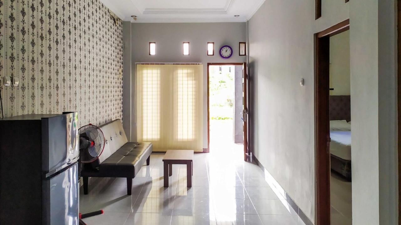 Hotel Omah Leren Mitra Reddoorz Near Gembiraloka Zoo Yogyakarta Esterno foto