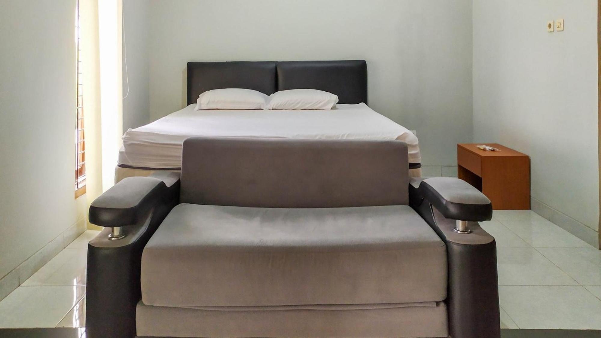Hotel Omah Leren Mitra Reddoorz Near Gembiraloka Zoo Yogyakarta Esterno foto