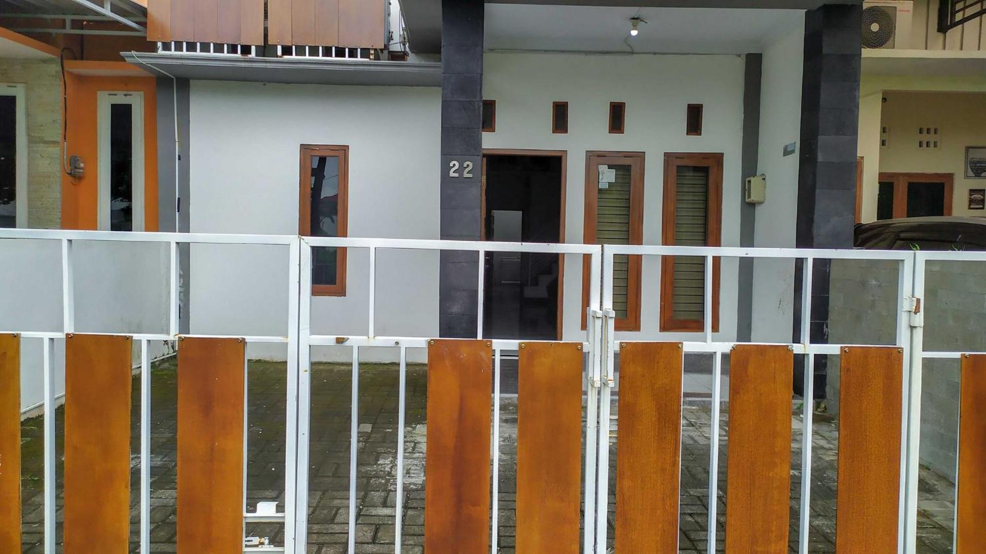 Hotel Omah Leren Mitra Reddoorz Near Gembiraloka Zoo Yogyakarta Esterno foto